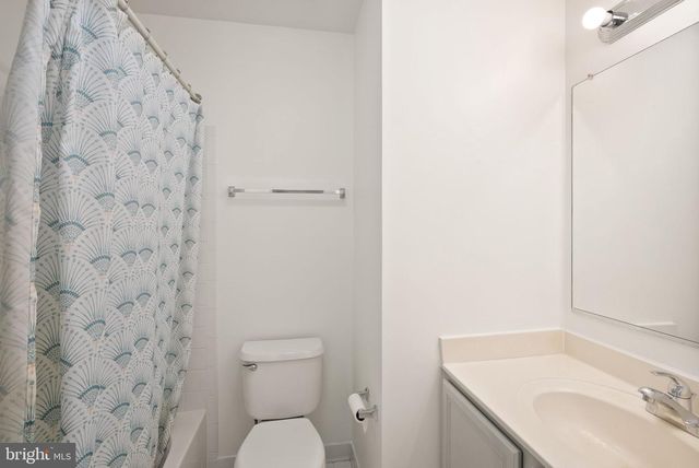 43111 CENTER ST, Chantilly, VA 20152