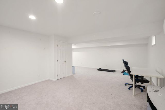 43111 CENTER ST, Chantilly, VA 20152