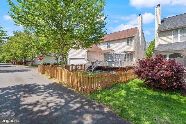 43111 CENTER ST, Chantilly, VA 20152