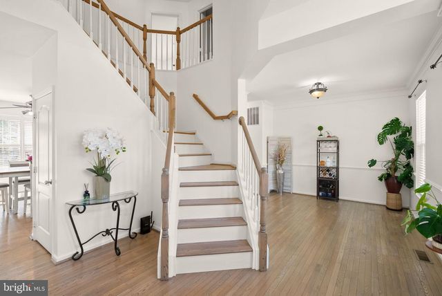 43111 CENTER ST, Chantilly, VA 20152