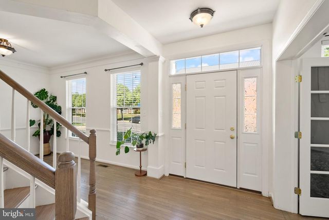 43111 CENTER ST, Chantilly, VA 20152
