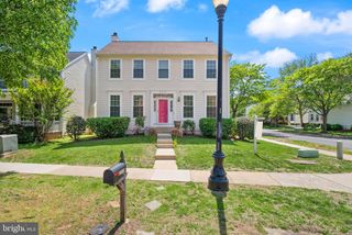 43111 CENTER ST, Chantilly, VA 20152