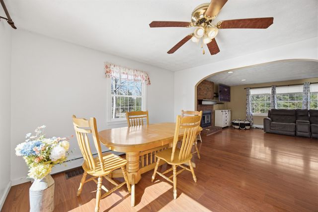 38 Vernon Avenue, Rochester, NH 03867