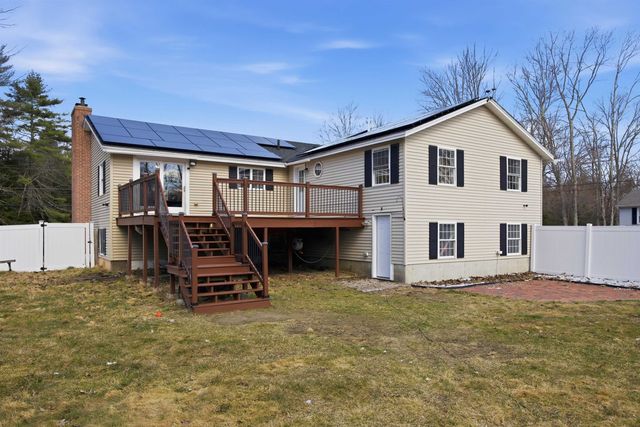 38 Vernon Avenue, Rochester, NH 03867