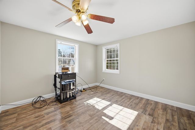 38 Vernon Avenue, Rochester, NH 03867