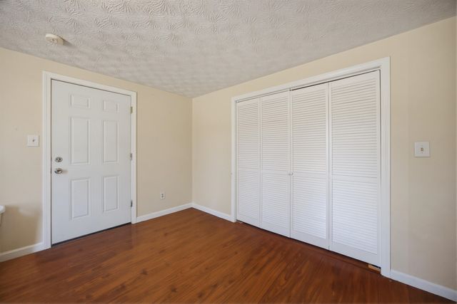 38 Vernon Avenue, Rochester, NH 03867