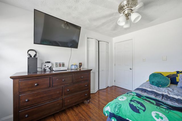 38 Vernon Avenue, Rochester, NH 03867