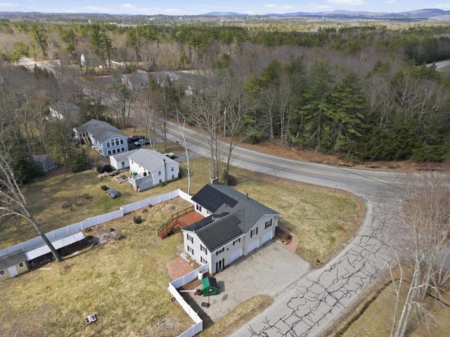 38 Vernon Avenue, Rochester, NH 03867
