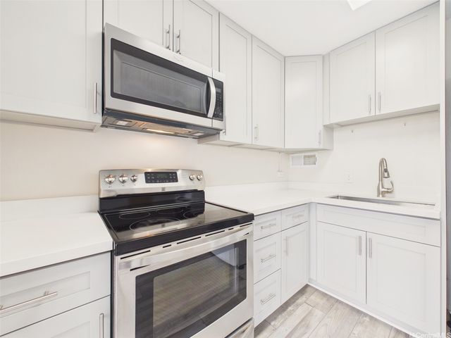 1456 Thurston Avenue A203, Honolulu, HI 96822