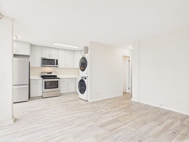 1456 Thurston Avenue A203, Honolulu, HI 96822