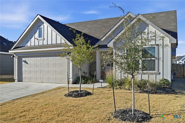 425 Lancebill Drive, Lockhart, TX 78644