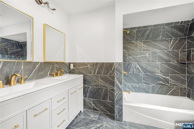 16 Clarke Street, Closter, NJ 07624