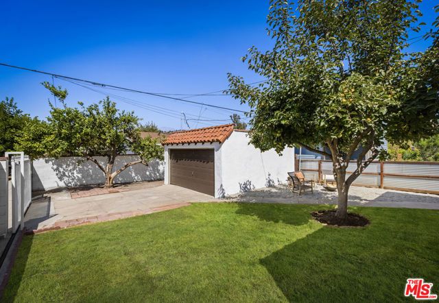 5001 Buchanan Street, Los Angeles, CA 90042