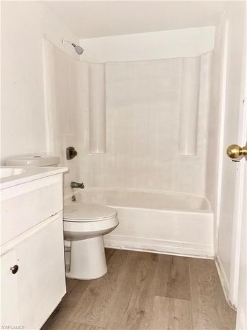 824 Alderman ST 206, Fort Myers, FL 33916