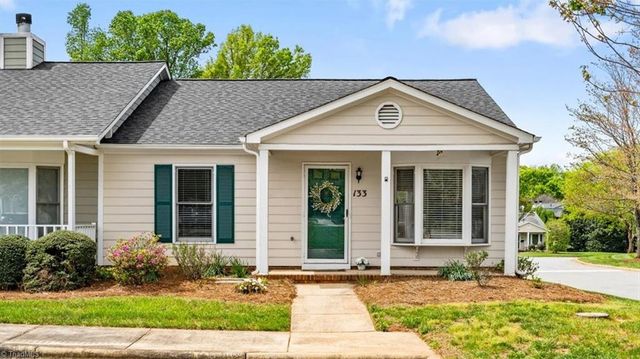 814 Guilford College Road 133, Greensboro, NC 27409