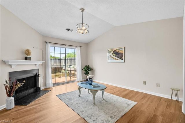 814 Guilford College Road 133, Greensboro, NC 27409