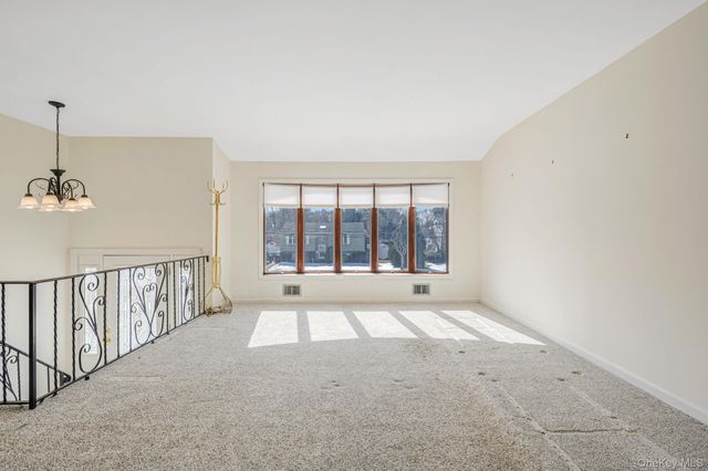 109 Utica Street, Bay Shore, NY 11706