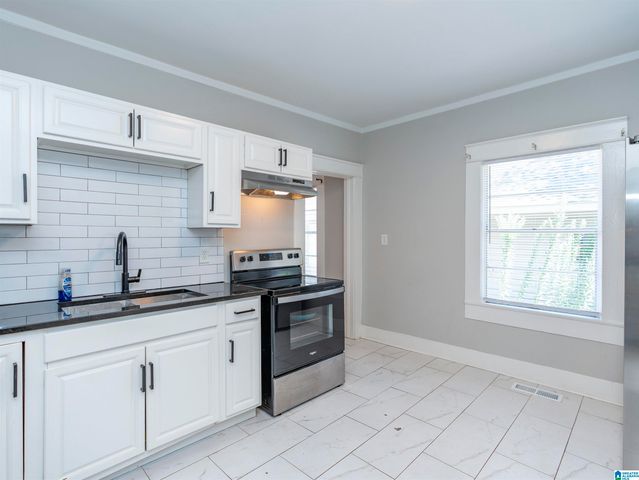 3411 6TH COURT, Birmingham, AL 35222