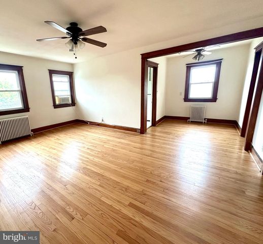 8000 HARFORD RD, Parkville, MD 21234