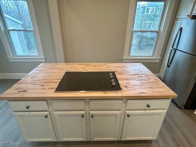 18112 Chagrin Boulevard, Shaker Heights, OH 44122