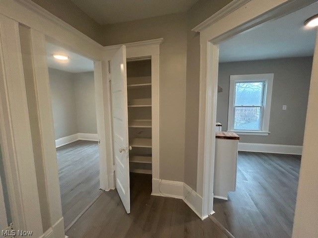 18112 Chagrin Boulevard, Shaker Heights, OH 44122