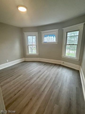 18112 Chagrin Boulevard, Shaker Heights, OH 44122