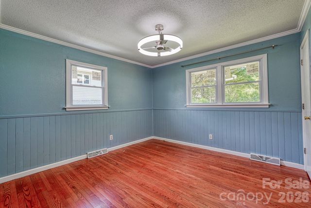 509 Brookside Camp Road, Hendersonville, NC 28792