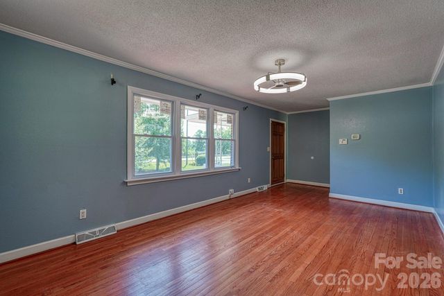 509 Brookside Camp Road, Hendersonville, NC 28792