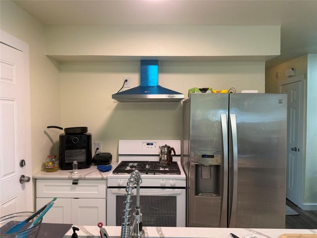 5600 Ponciana DR, Austin, TX 78744