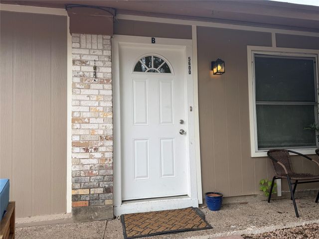 5600 Ponciana DR, Austin, TX 78744