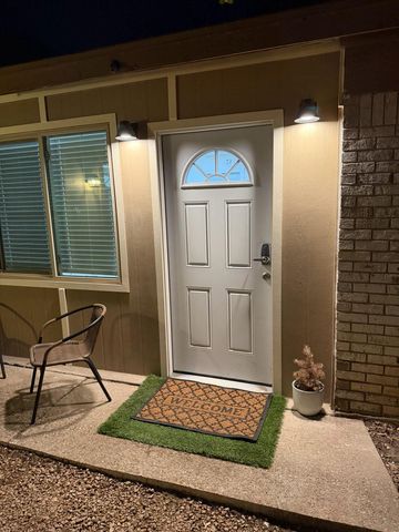 5600 Ponciana DR, Austin, TX 78744