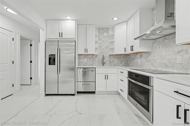 1111 N Old Woodward Avenue 24, Birmingham, MI 48009