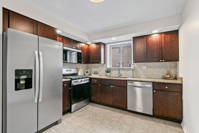5331 N Delphia Avenue 231, Chicago, IL 60656
