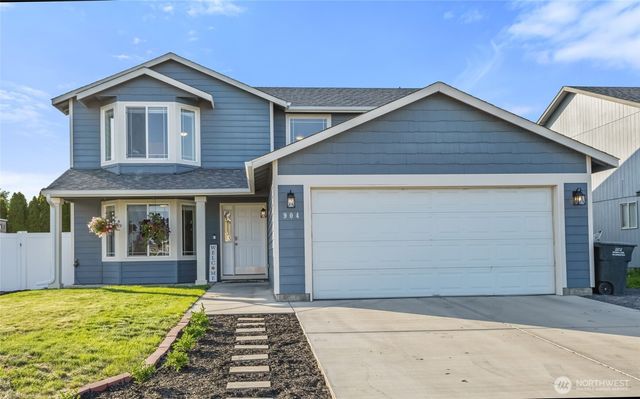 904 W Polo Ridge Drive, Moses Lake, WA 98837
