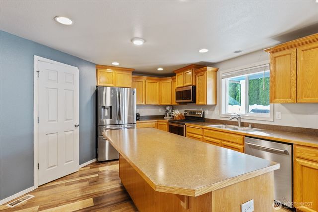904 W Polo Ridge Drive, Moses Lake, WA 98837