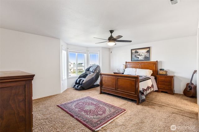 904 W Polo Ridge Drive, Moses Lake, WA 98837
