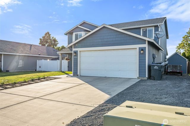 904 W Polo Ridge Drive, Moses Lake, WA 98837