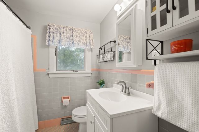 75 Adams St, Dedham, MA 02026
