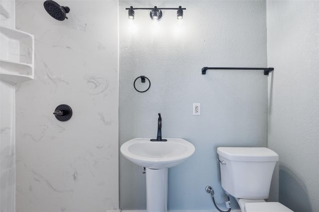 2001 Homan Avenue, Waco, TX 76707