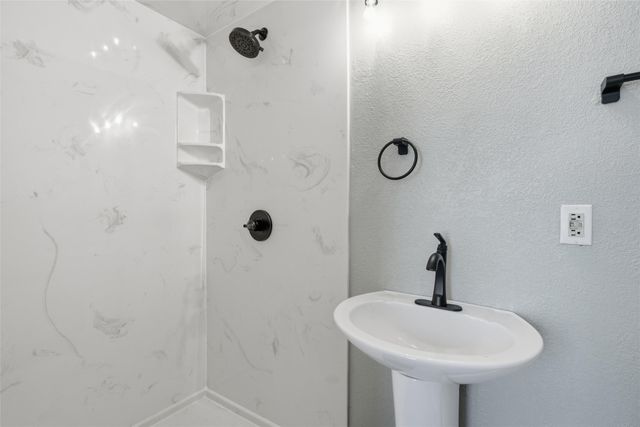 2001 Homan Avenue, Waco, TX 76707