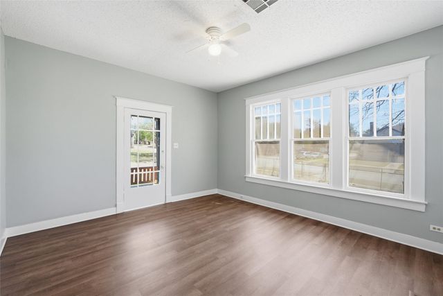 2001 Homan Avenue, Waco, TX 76707