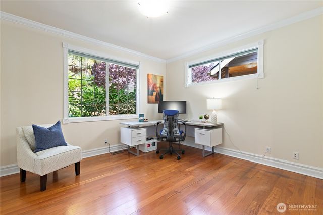 6222 37th Avenue NE, Seattle, WA 98115