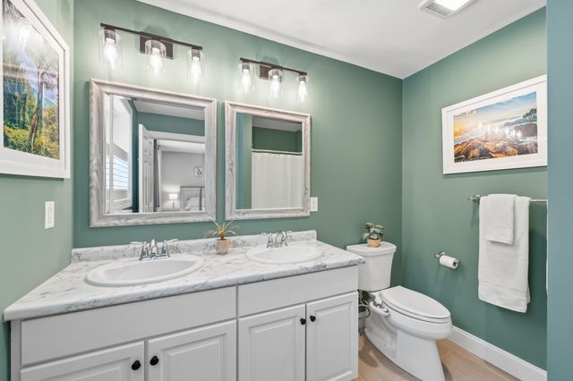 6 Baldwin Court, Merrimack, NH 03054