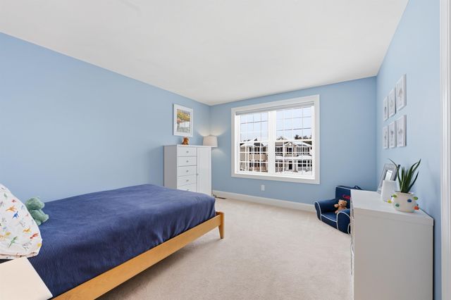 6 Baldwin Court, Merrimack, NH 03054