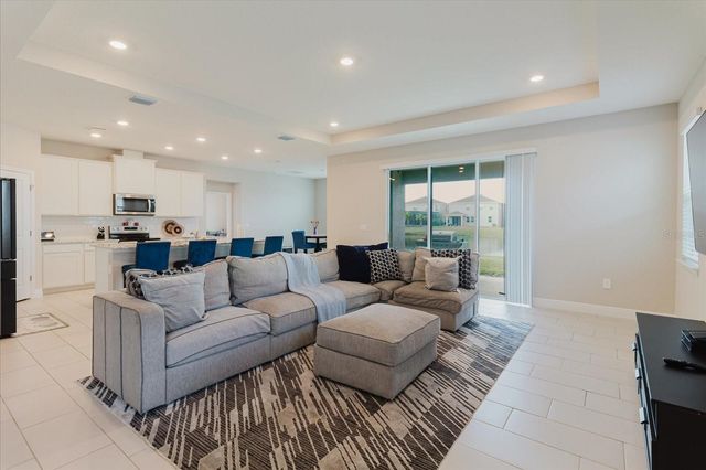 17544 CANTARINA COVE, Bradenton, FL 34211