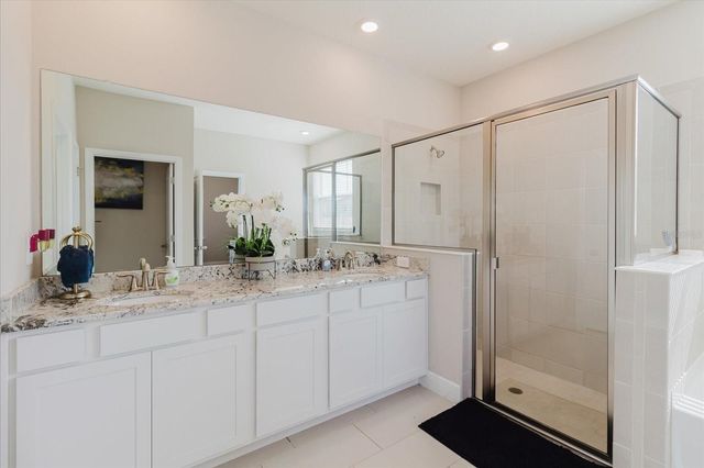 17544 CANTARINA COVE, Bradenton, FL 34211