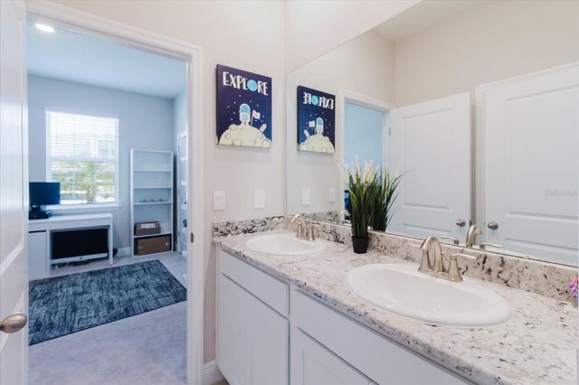 17544 CANTARINA COVE, Bradenton, FL 34211