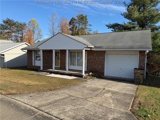 61 Cambridge Drive, Culloden, WV 25510