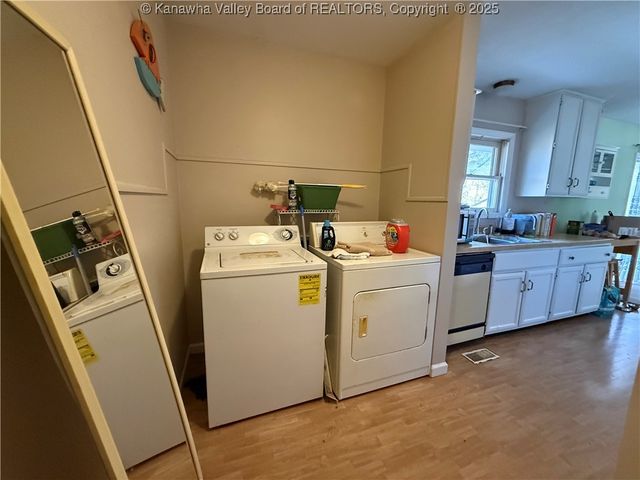 61 Cambridge Drive, Culloden, WV 25510