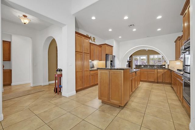 2661 Ingleton Ln, Sacramento, CA 95835